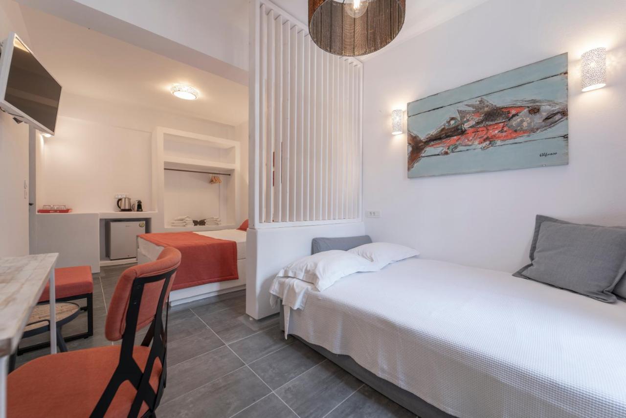 Hotel Blackcoast Santorini *